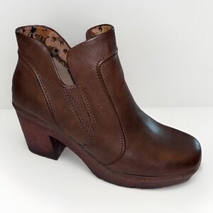 Kork-Ease Brown Ankle Boots